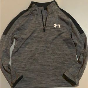 Boys 3/4 Zip Under Armour shirt